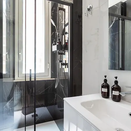 Alma Luxury Elegant 1br Quartiere Africano Self Check In Metro B